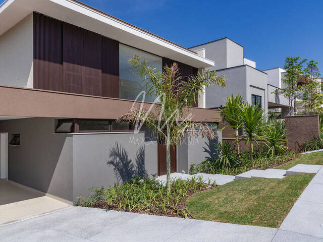 Venda em Alphaville Dom Pedro - Campinas