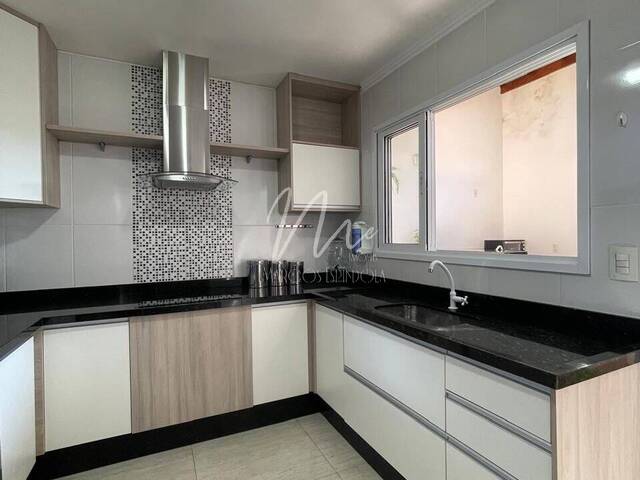 Casa para Venda em Jundiaí - 3