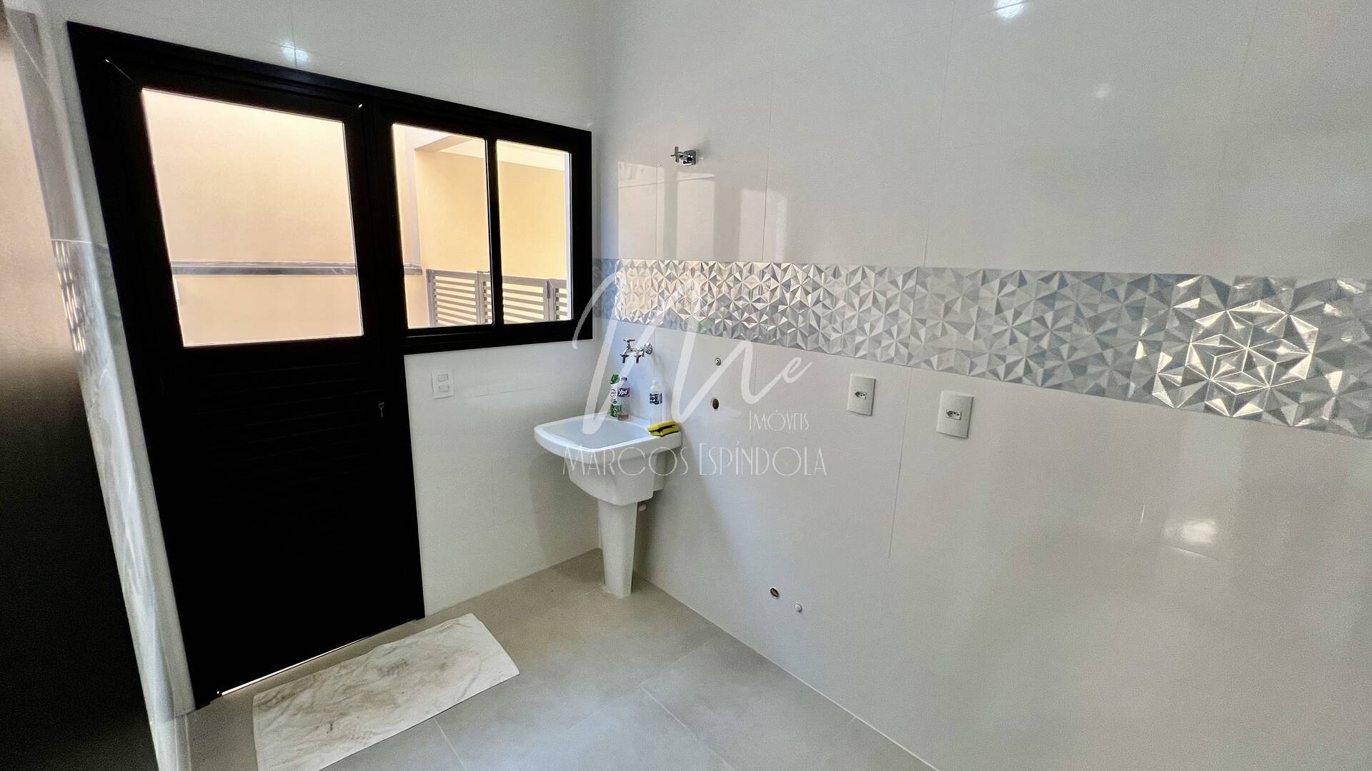 Casa de Condomínio à venda com 3 quartos, 240m² - Foto 12