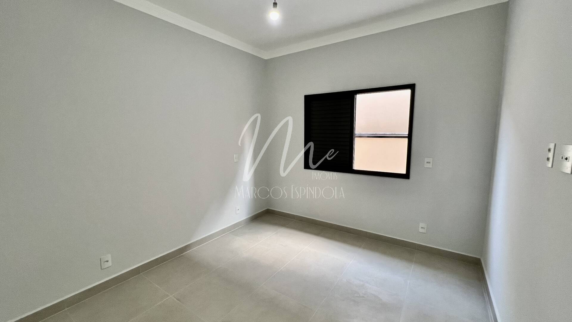 Casa de Condomínio à venda com 3 quartos, 240m² - Foto 23