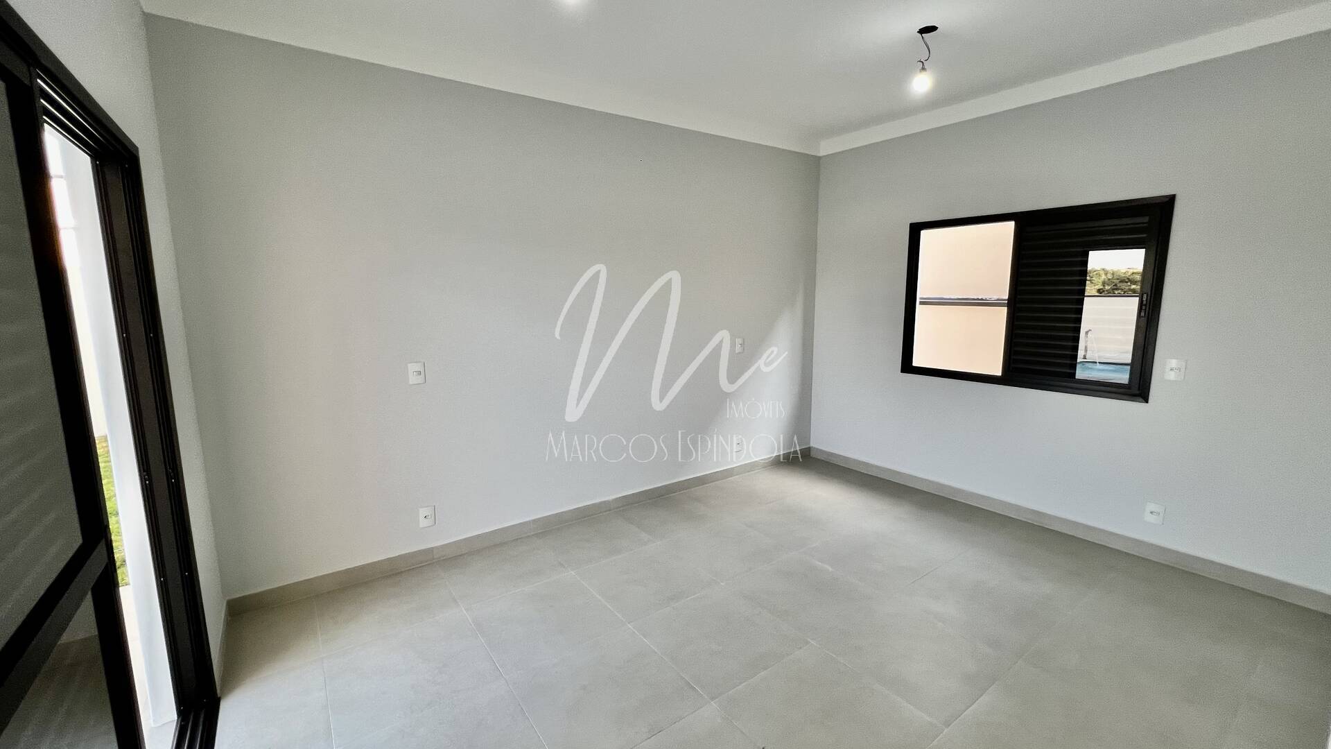 Casa de Condomínio à venda com 3 quartos, 240m² - Foto 24