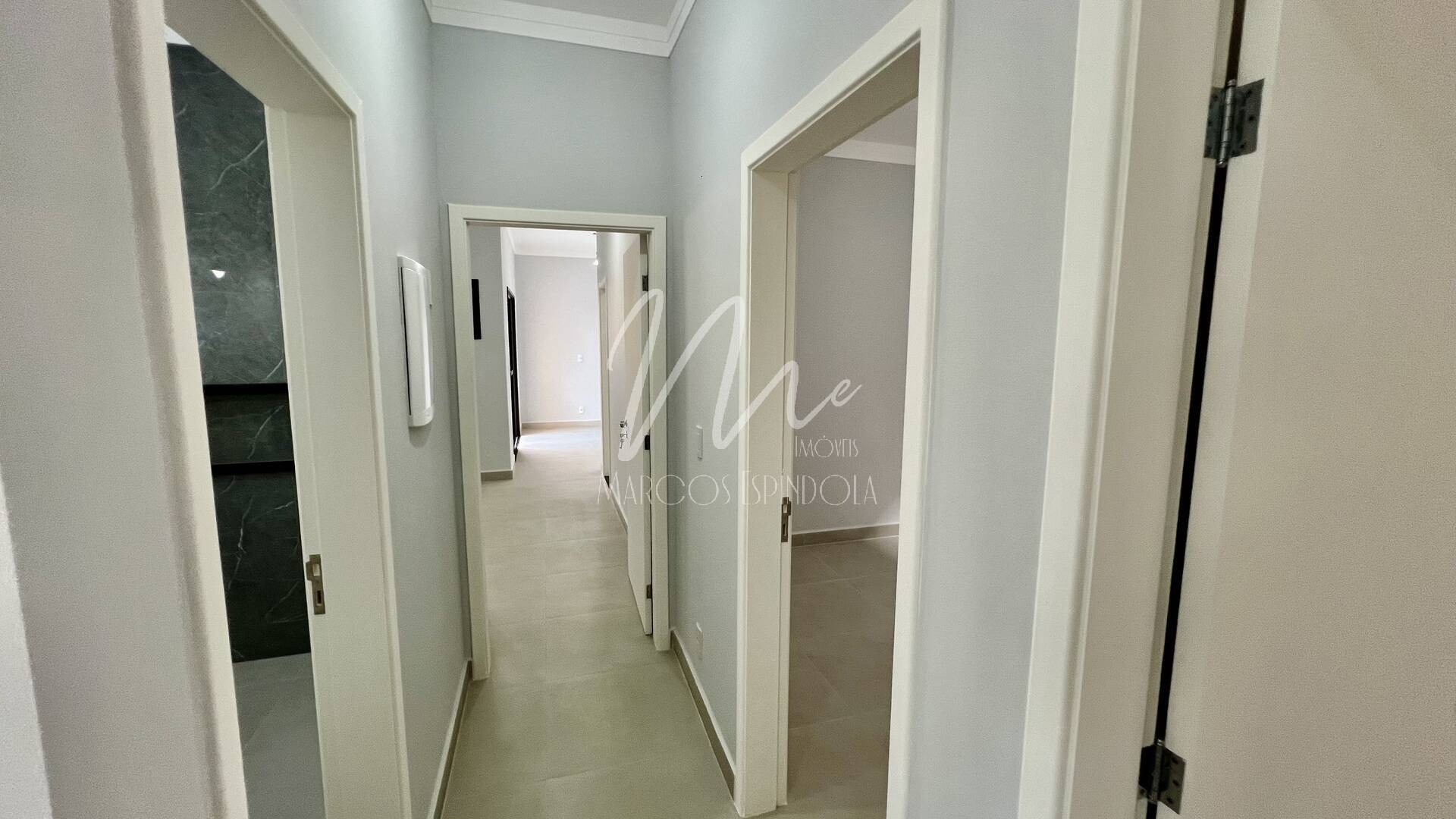 Casa de Condomínio à venda com 3 quartos, 240m² - Foto 17