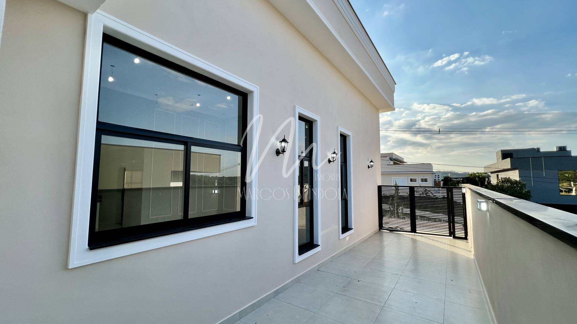 Casa de Condomínio à venda com 3 quartos, 240m² - Foto 30