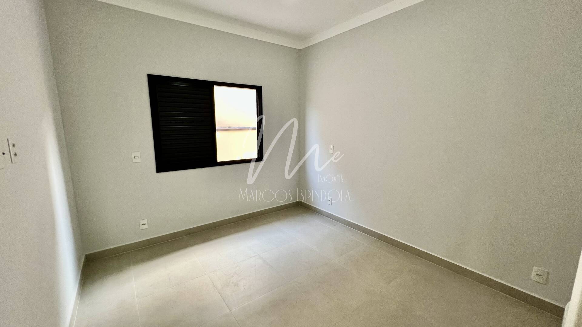 Casa de Condomínio à venda com 3 quartos, 240m² - Foto 18