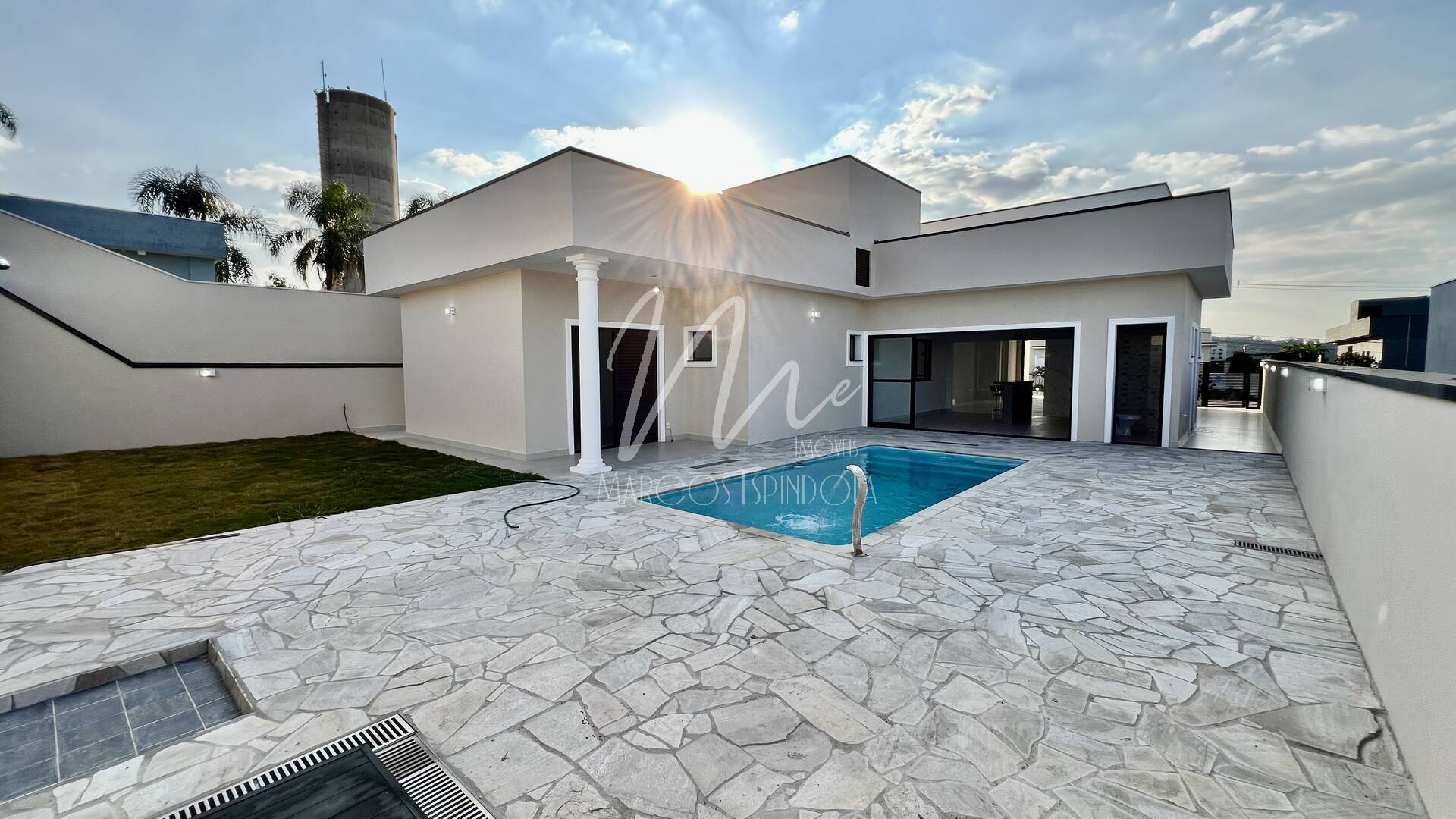 Casa de Condomínio à venda com 3 quartos, 240m² - Foto 16