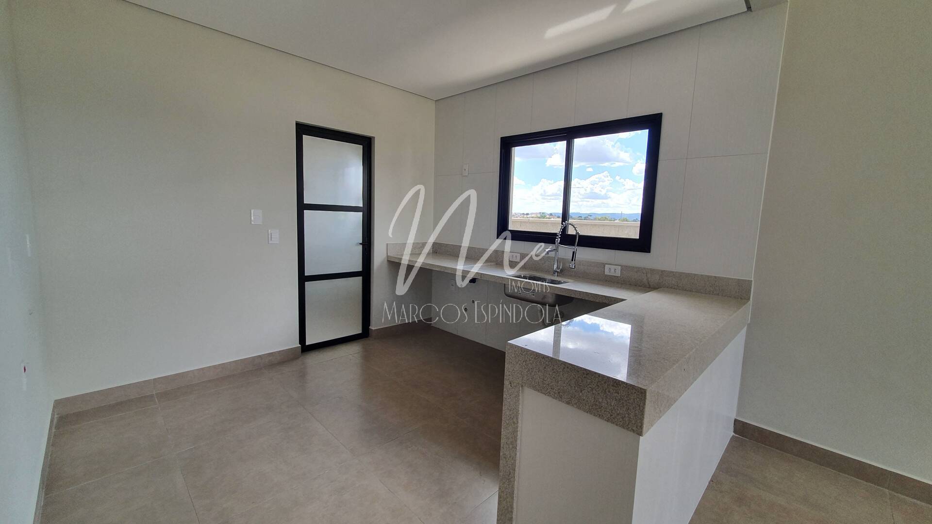 Casa de Condomínio à venda com 3 quartos, 223m² - Foto 7