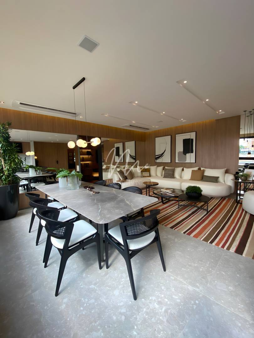 Apartamento, 3 quartos, 137 m² - Foto 2