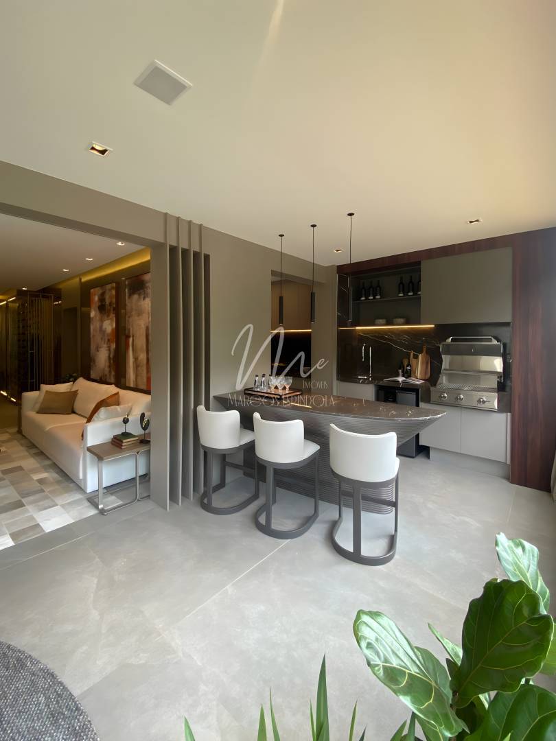 Apartamento, 4 quartos, 211 m² - Foto 2