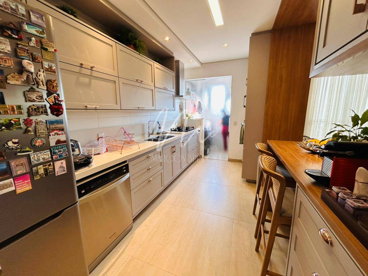 Apartamento, 3 quartos, 130 m² - Foto 1