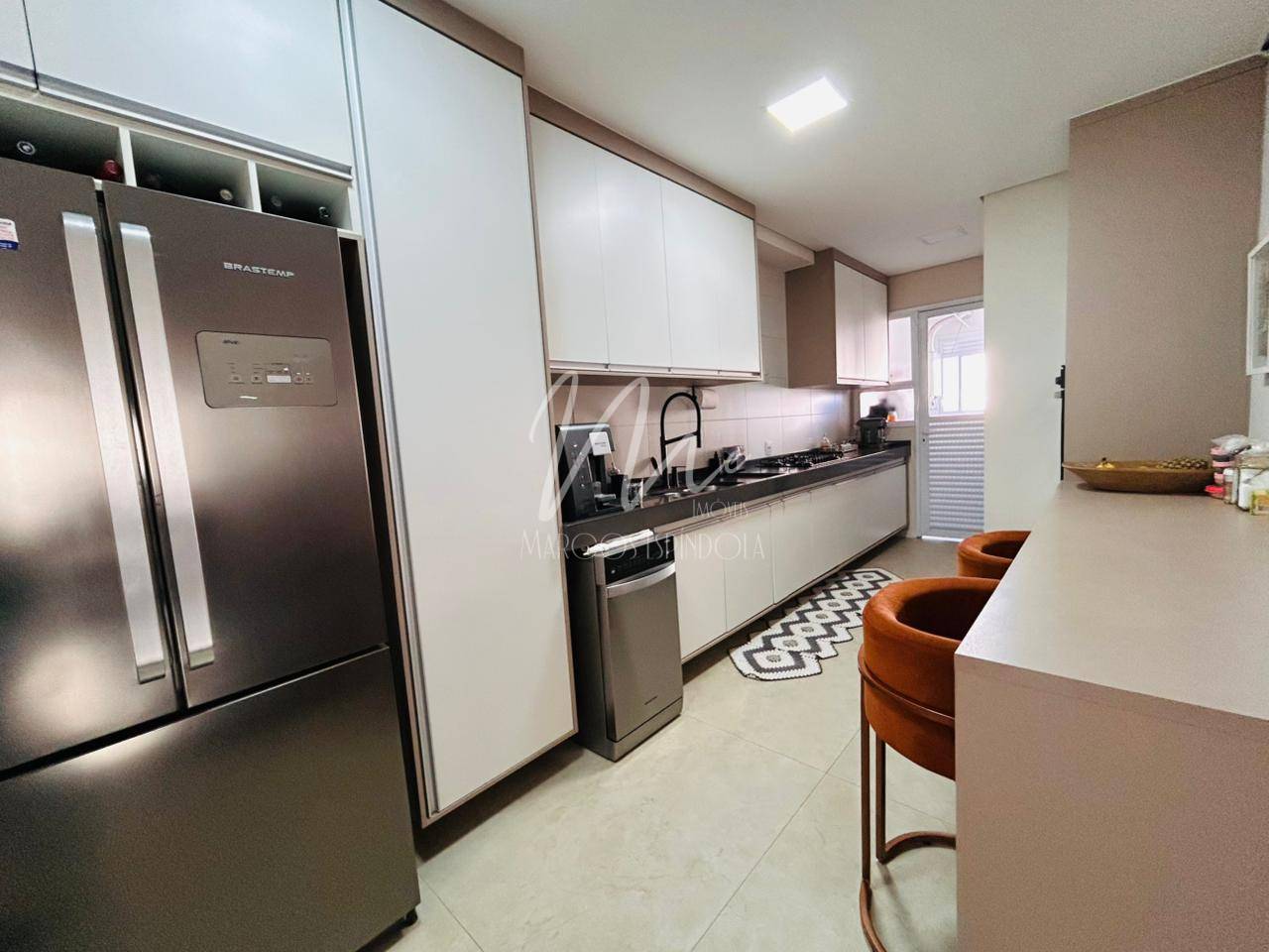 Apartamento, 3 quartos, 160 m² - Foto 1