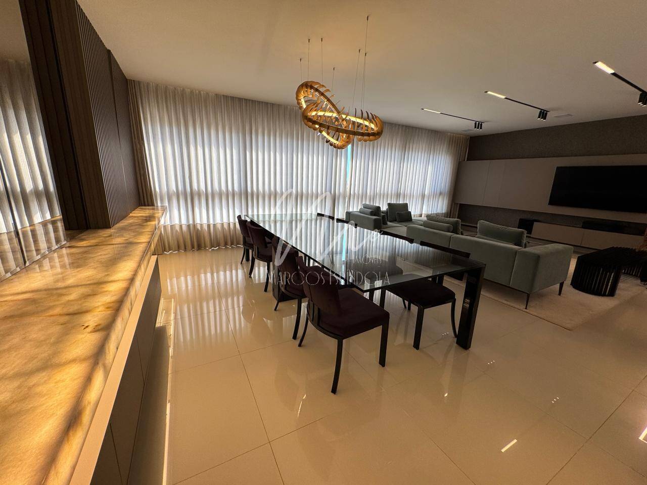 Apartamento, 4 quartos, 220 m² - Foto 2