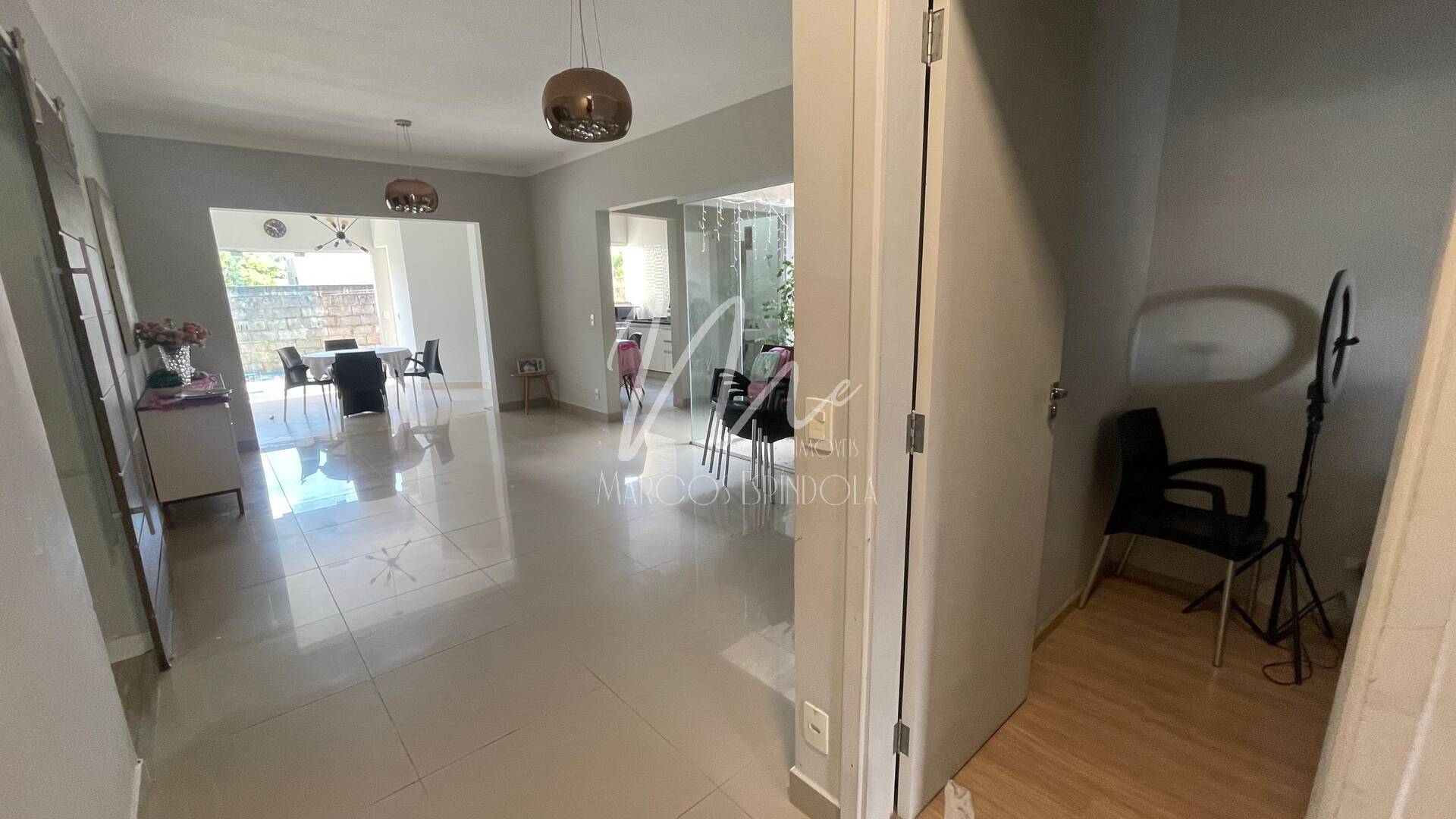 Casa, 3 quartos, 198 m² - Foto 4